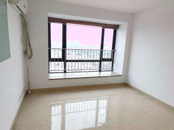 【多图】厦滘商业大厦,厦滘租房,厦滘商业大厦 一线江景 53方办公室