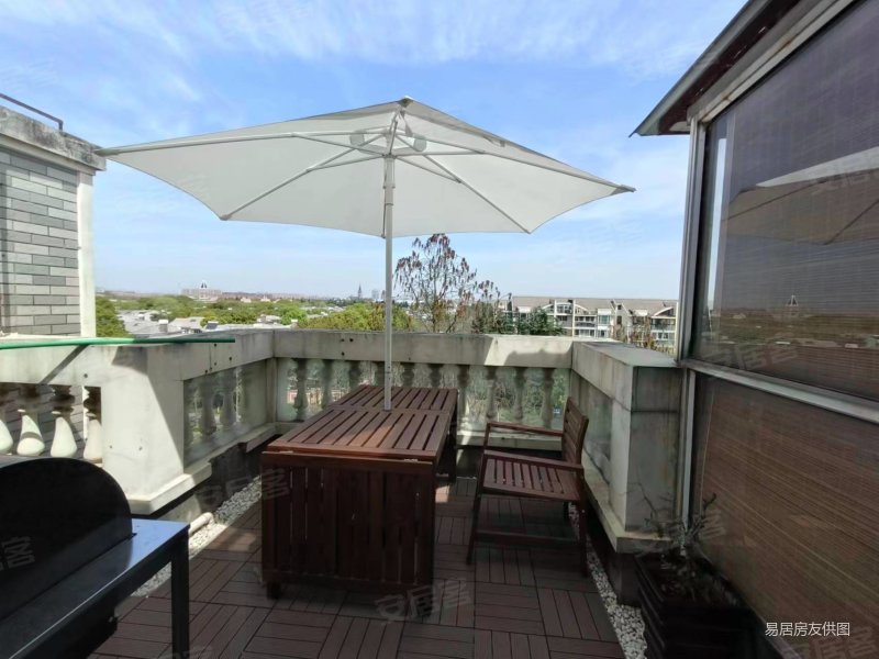 格 昌鑫花园 4房2厅大阳台 南北通透 采光充足,昌鑫花园(公寓住宅)二