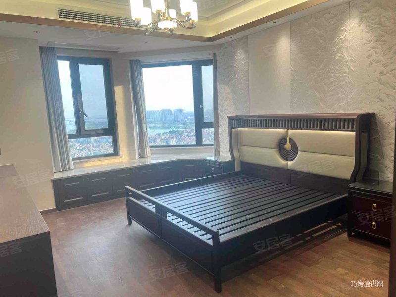 绿地国际博览城海珀九龙停车方便正规商品房高楼层视野好