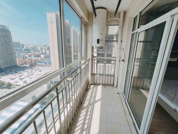 济南天桥生产路国贸花园北园大街 国贸花园 龙都大酒店 豪鲁商厦 三孔