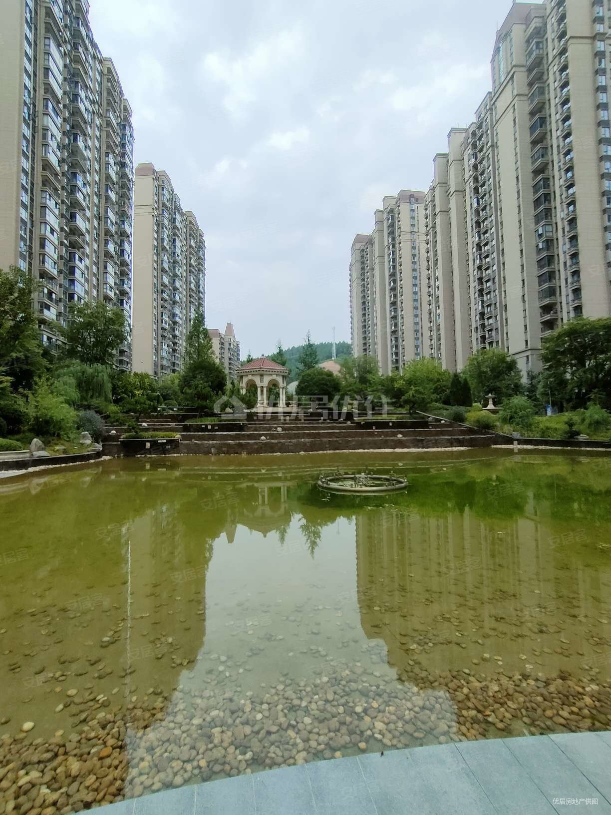 精装 恒大名都二期 3室 不满两年 南北通透 70万 楼层好