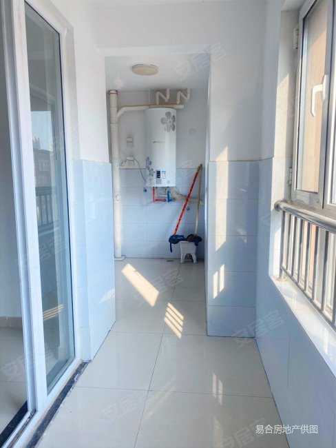 急售明城花苑122平带车位配套房70万看房方便