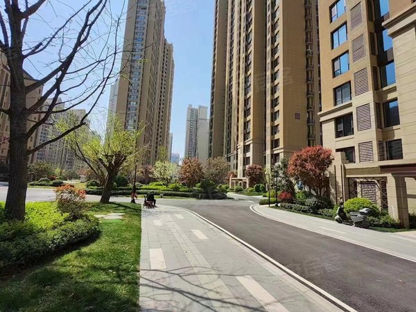 【多图】金地南湖艺境二期,曲江四小租房,可短租 天地源 西安市人民