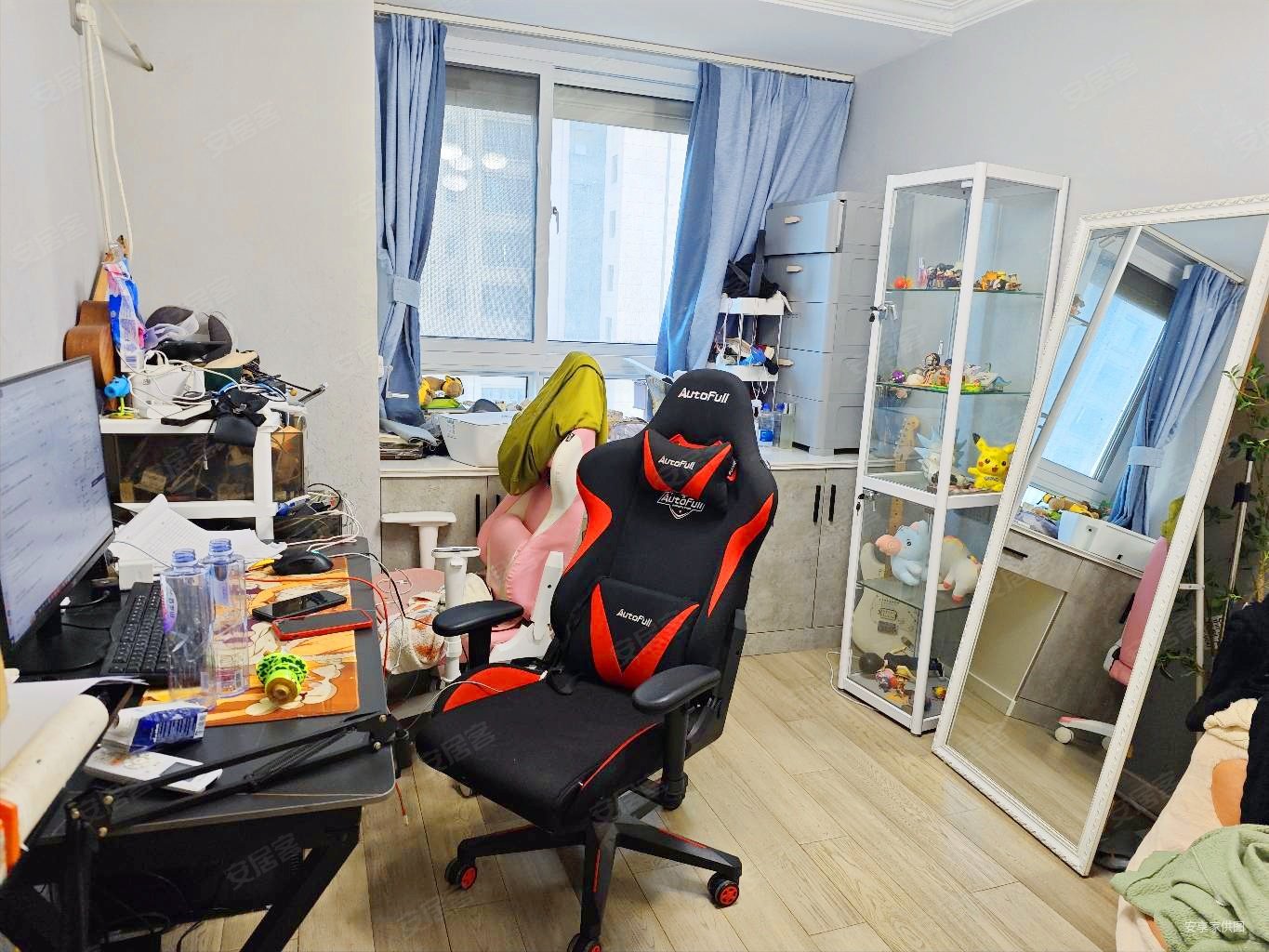 雍锦里 婚装 三室两厅两卫  房东自住 看房方便