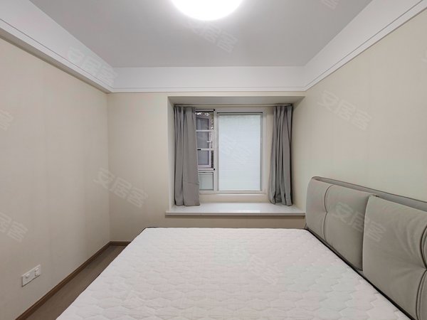 苏州常熟万达广场澜山悦庭澜山悦庭精装三房两卫 楼层低 采光无遮挡