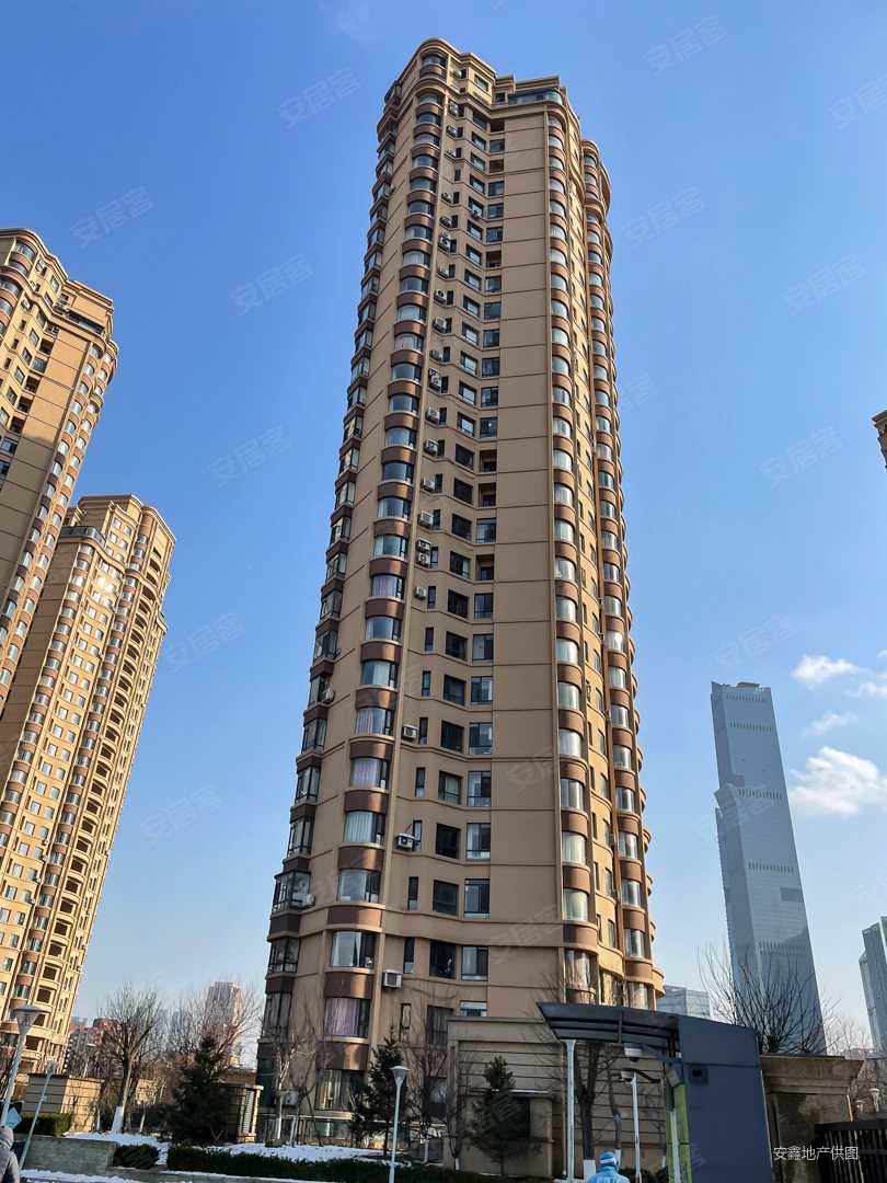 悦泰福里1室1厅1卫70.11㎡南143万