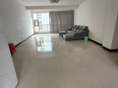 曲靖宣威城区新北站交通金城步梯租房127平三室带家具停车方便物管费低东西出租房源真实图片