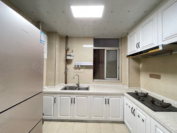 重庆渝北龙溪丽景雅苑大龙山轻轨站 精装三室整租 随时看房出租房源