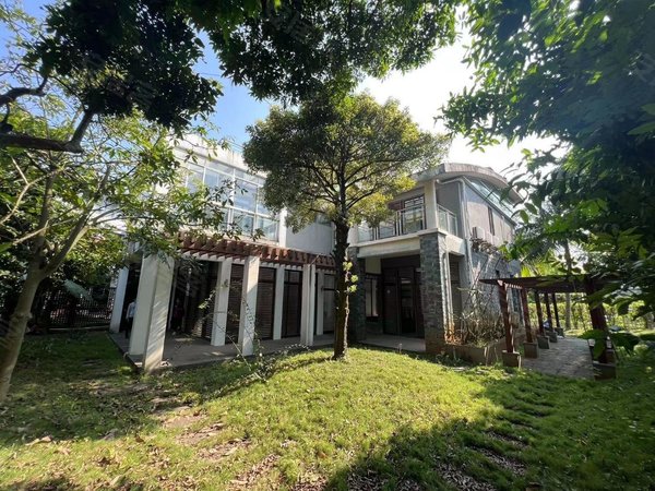 海口秀英秀英大道比华利山庄(别墅)白菜租,泰达比华利山庄,秀英区