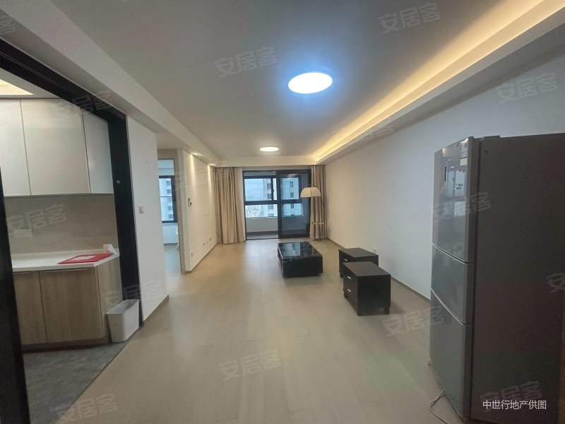 阳明花园三期,从未入住,景观楼层,二梯二户,中芯位置!