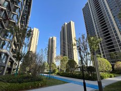 郑州惠济开元路融创大河宸院三期 3室2厅2卫出租房源真实图片