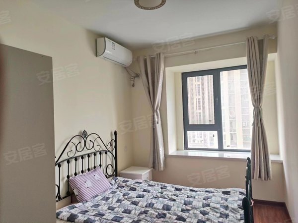 天津滨海新区滨海城区万海华府北苑中心商务区 万达广场旁 万海华府