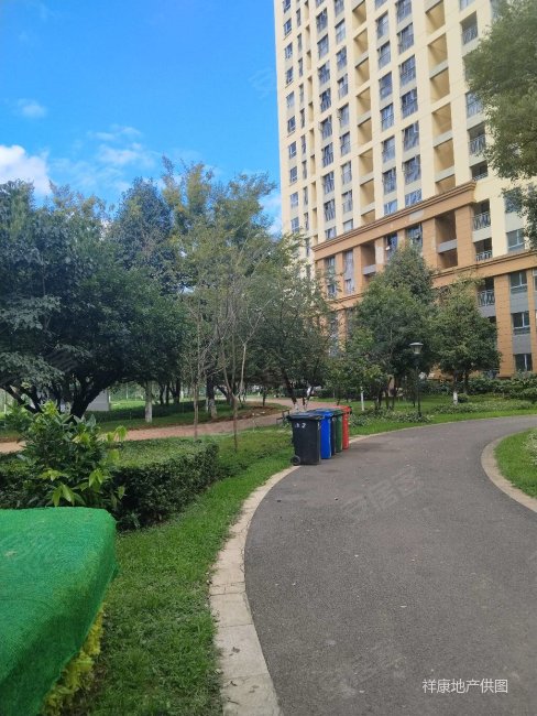 天宇澜山 房龄新 商品房 高绿化 刚需小三居 带电梯