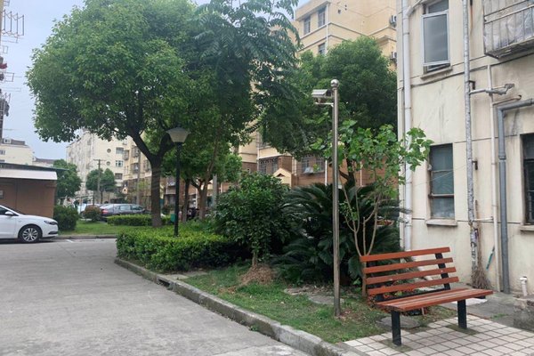 上海二手房 香楠小区(东区) > 曹宁解读香楠小区(东区)居民素质