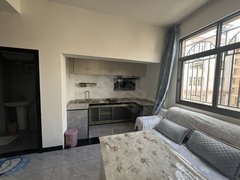 昭通昭阳昭阳城区省耕山水附近家具家电齐全领包入住急租半年出租房源真实图片