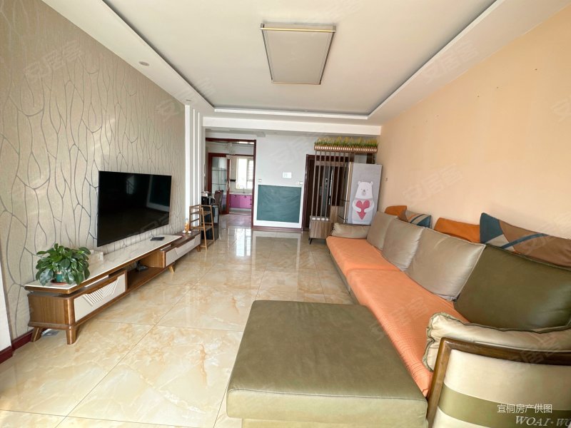 华林国际公馆109平套三双卫67万