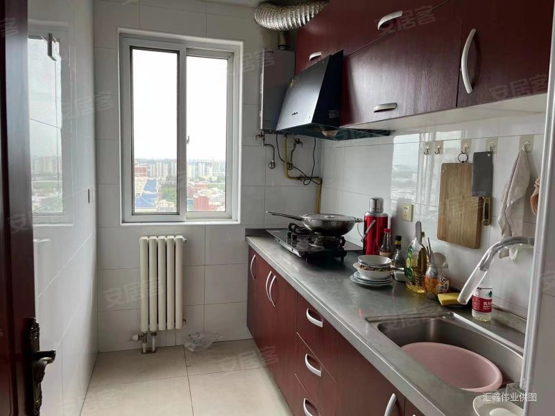 康泽佳苑北区出行方便精装好房近地铁满五