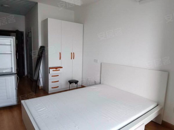 济南历城唐冶海潮汇历城区地铁口旁远洋海潮汇东向一室一厅!