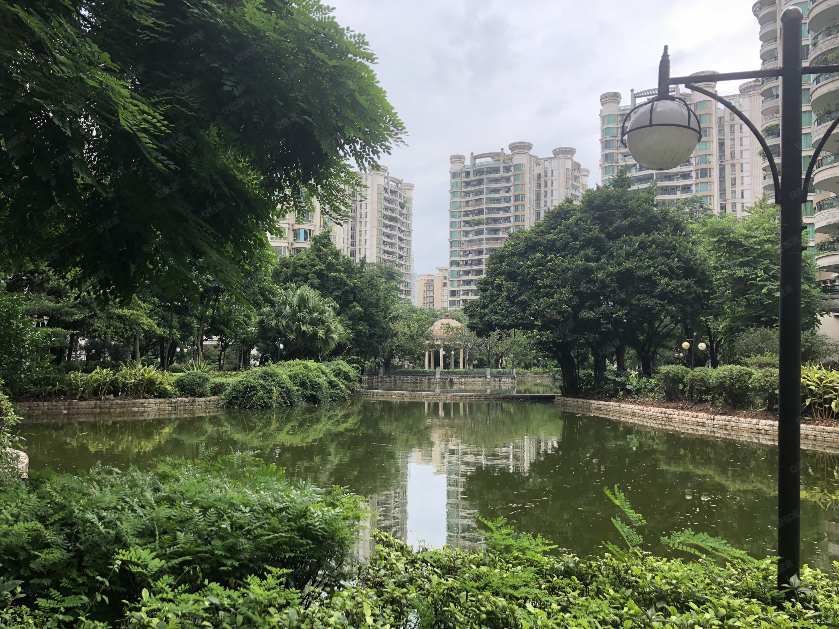 珠江帝景苑4室2厅2卫147.52㎡南北1320万