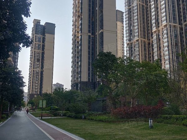 南宁邕宁蒲庙镇阳光城丽景湾五象江湾路,阳光城丽景湾,精装3室,看房