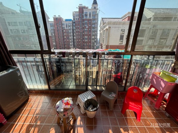 红角洲绿湖豪城洋房业主降价急售南北通透精装三房看房随时