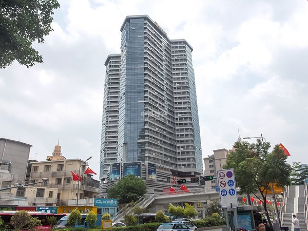 深圳罗湖东门佳兆业新世界大厦整租|新世界大厦|1室1厅 全落地窗出租