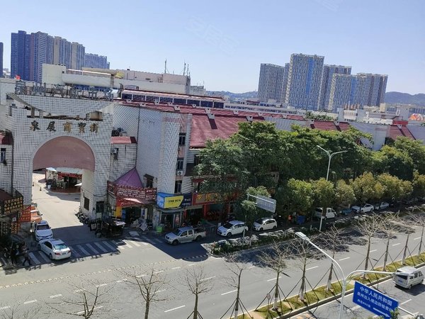 泉州鲤城展览城江南商务公寓大1房全新家具家电齐全电费0.