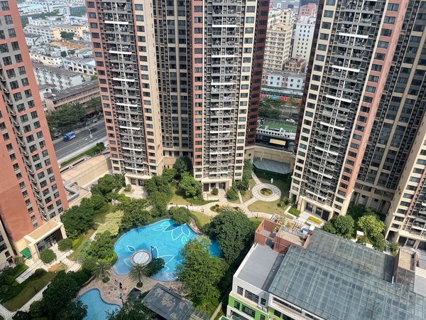 深圳宝安沙井星河荣御沙井京基百纳附件 精装五房出租  高层视野开阔