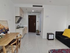 青岛市北洛阳路市北区，免中我自己出，地铁一号电梯公寓，可短租，可长租出租房源真实图片