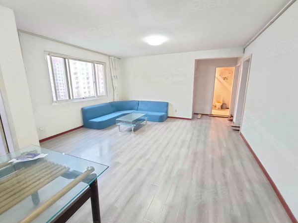 平安苑三房出租民用水电煤房东急租看房方便电梯房采光好