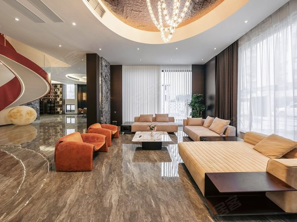 金华东阳横店秦宫壹号横店镇中心景区门口独栋别墅拎包入住现代风出租房源真实图片