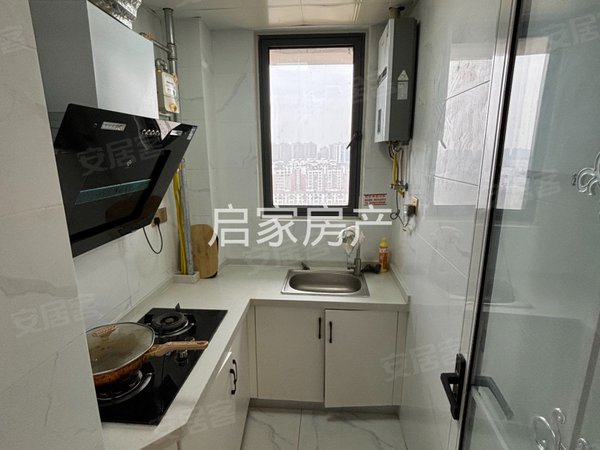 六安金安金安万达汇金国际广场红街酒吧街，西都广场，单门独户，1室1厅，汇金广场，套房整租出租房源真实图片