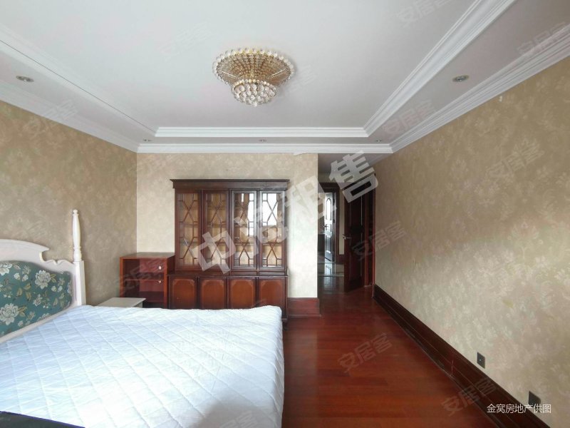 南北通透,四居精装,中高层,中海央企保障交易,中海紫御公馆二手房