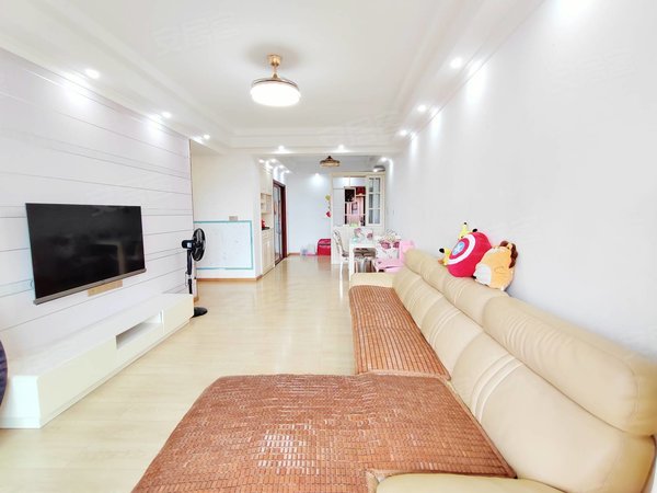 惠州惠城龙丰山语豪庭龙丰 上排 山语豪庭 精装3房 朝南 租2800出租