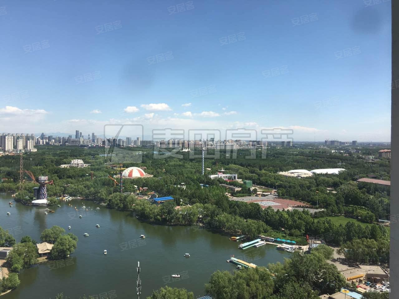 棕榈泉顶层复式,40平观景平台,二楼层高4米