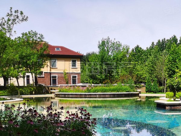 北京昌平小汤山南北辰红橡墅南北通透 3室3厅  北辰红橡墅出租房源