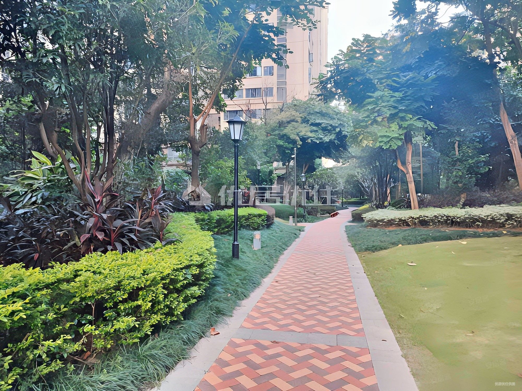 荣和山水绿城四期