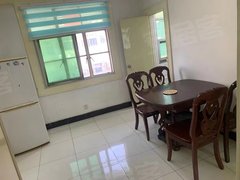 大丰大中大中城区黄海药厂宿舍楼3楼，实用面积70平，800每月。出租房源真实图片