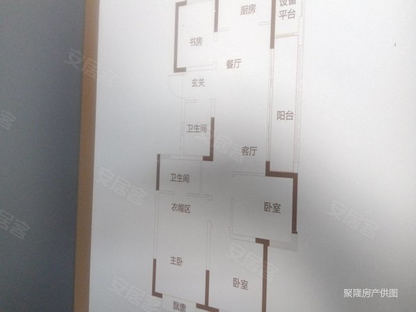 万商华府3室2厅2卫98㎡南北140万