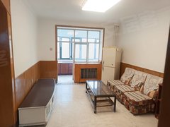 银川兴庆解放西街临近玉皇阁，3室，3楼，家具齐全，房子干净，交通购物方便出租房源真实图片