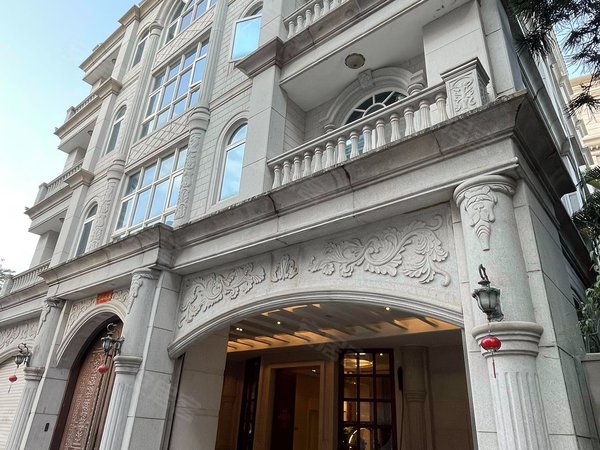 深圳罗湖黄贝岭怡景别墅怡景独幢别墅 上下5层 豪华装修 双车位出租