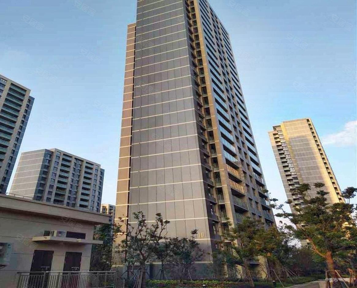 小区中心位置,人车分流!,地产尚海郦景二手房,2150万,3室2厅,2卫,171.