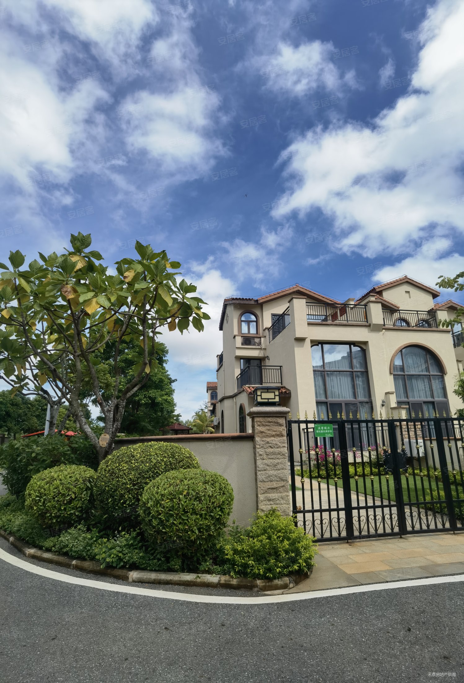 急售330万别墅富力悦海湾独门独院15亩超大花园