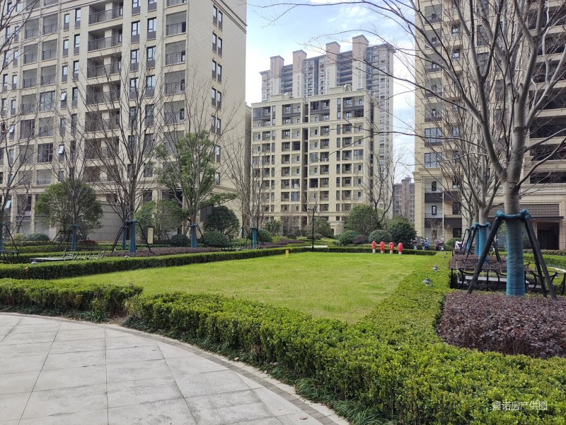 浦西玫瑰园 高档社区 商圈成熟 满二   南北通透 小三房