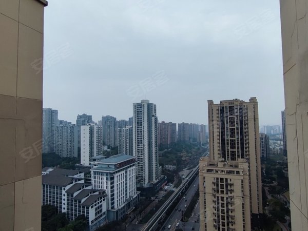 重庆巴南龙洲湾佳兆业广场(二期)佳兆业广场 无中介费 3室1厅1卫 配套