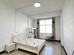 保山隆阳隆阳城区出租市中心小公寓 可配洗衣机 支持押一付一出租房源真实图片