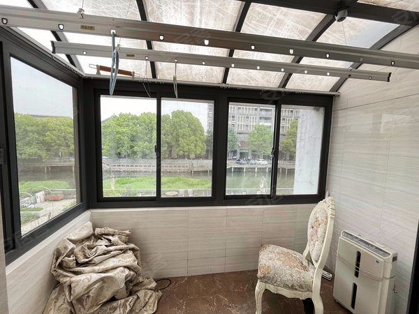 新城盛景a区(别墅),夏阳租房,17号线汇金站地铁口300m别墅,青浦租房