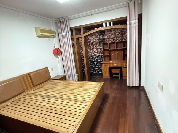 海宁长安镇农发区修川花园长安修川花园精装自住三房出租！拎包入住！出租房源真实图片