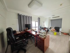 武汉洪山珞狮南路洪山区街道口广埠屯卓刀泉奥特莱斯南国大家装办公3800可看房出租房源真实图片
