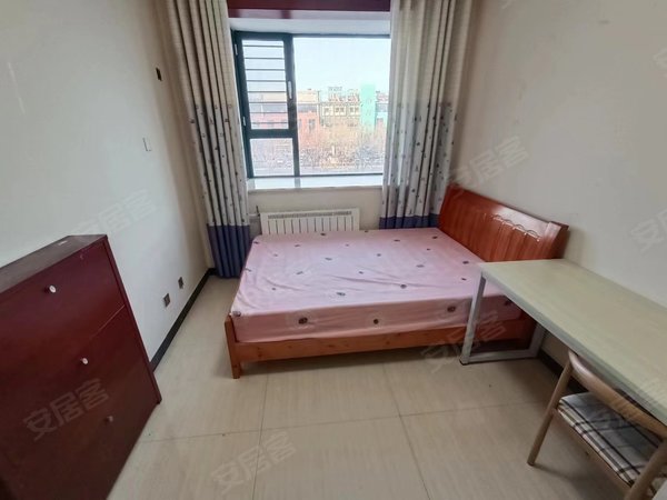 临沂兰山工业大道美多商贸城主卧独卫 靠近小商品城 厨卫城 汽车站